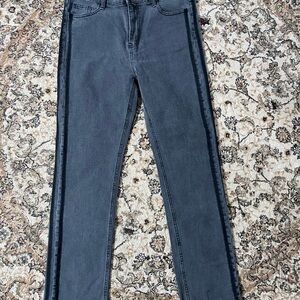 Current Air Women’s Size Large Grey Denim Bikercore Raw Hem Metro Monochrome